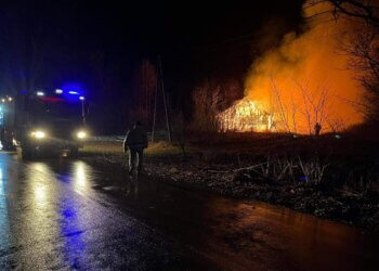 Ogromny pożar budynków gospodarczych w Malcanowie.