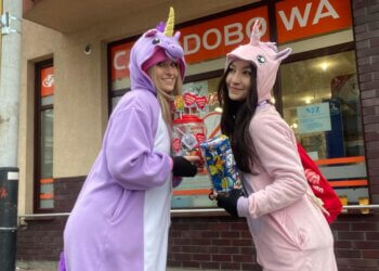 Jednorożce jak co roku kwestują w Łukowie.