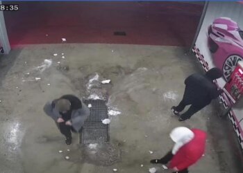 Dewastacja myjni samochodowej w Stoczku Łukowskim.