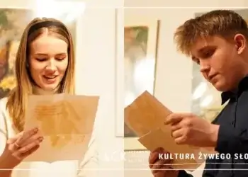 Julia Semczuk i Maciej Radomyski w konkursie recytatorskim.