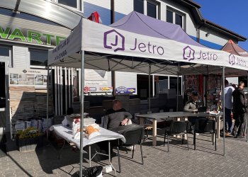 Już w czwartek śniadanie w Jetro w formie grilla i spotkanie z firmami Greinplast, Velux oraz Blachy Pruszyński.