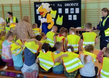 Bezpieczna droga do szkoły z firmą PSB oraz Mrówką.