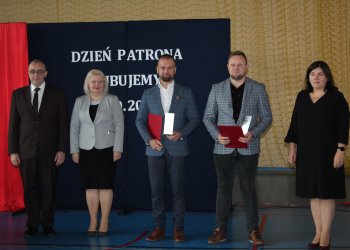 Stypendia dla najlepszych uczniów ZS nr 1 im. H. Sienkiewicza w Łukowie.
