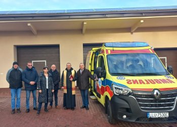 Nowa karetka dla Łukowskiego Szpitala.