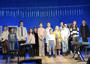 Świąteczny Koncert Instrumentalny uczniów ŁOK.
