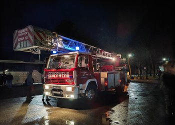 Strażacy z OSP Stoczek Łukowski powitali nowy samochód z 30 metrową drabiną