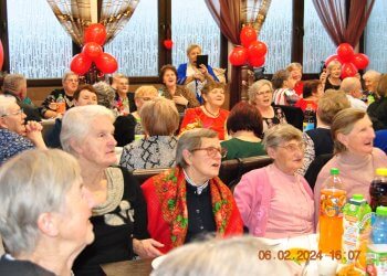 Zabawa karnawałowa seniorów w Wojcieszkowie. (Galeria)