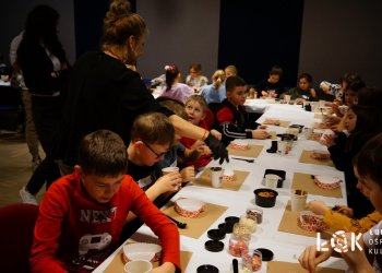 Ferie w ŁOK 2024 zakończone. Koncert, Film i Czekoladowe Warsztaty!
