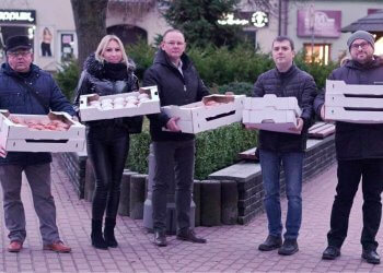 Ponad 200 pączków rozdała Alternatywa dla Łukowa!