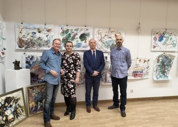 Uczniowie z Zespołu Placówek w Łukowie i ich przyjaciele - Greluk & Goławski w Muzeum Regionalnym w Łukowie.