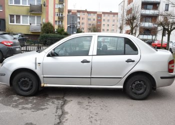 Potrącił pieszego na przejściu dla pieszych i uciekł z miejsca wypadku.