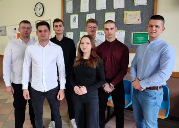 Stypendyści projektu „Lubelska Kuźnia Talentów” Z Zespołu Szkół nr 3 w Łukowie.