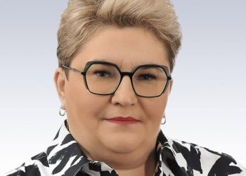 Kinga Szerszeń wygrywa wybory w gminie Wola Mysłowska.