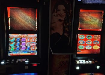 Zabezpieczone Narkotyki, Nielegalne Automaty do Gier i Podrabiana Odzież Markowa.