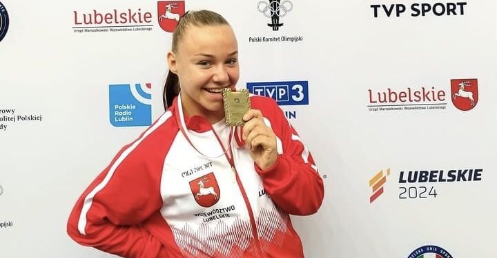 Sukces Olimpijczyka Łuków: Andżelika i Błażej mistrzami Polski, Julia i Piotr na podium!