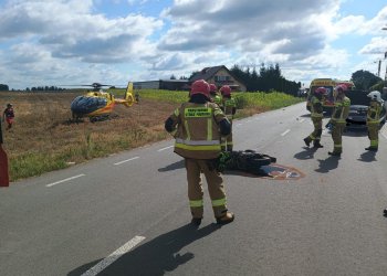 Wypadek drogowy w Adamowie.