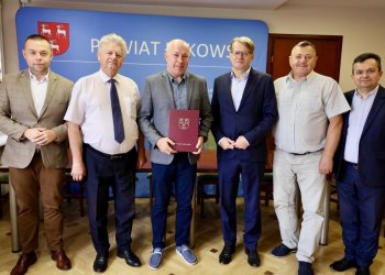 Remont sali gimnastycznej przy IV LO w Łukowie.