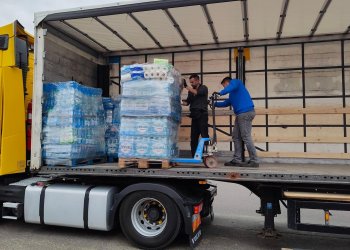 Mieszkańcy z gminy Wojcieszków przekazali dary dla powodzian.