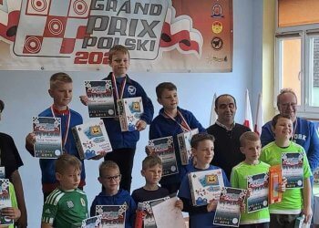 Oliwier Zabielski na podium XII Grand Prix Polski 2024 w Rychliku.