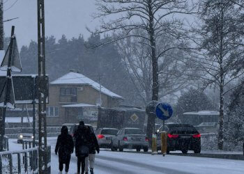 W Świdrach ciężarówka zablokowała drogę 808
