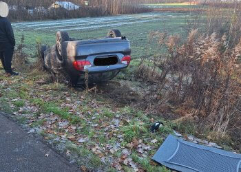 Dachowanie auta w gminie Łuków.