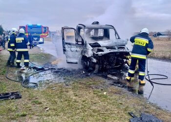 W Góździe doszło do pożaru busa.