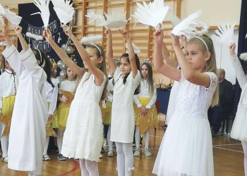 Jasełka w Szkole Podstawowej w Aleksandrowie – świąteczna tradycja.