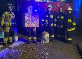 Święty Mikołaj odwiedził Pogotowie Opiekuńcze w Stoczku Łukowskim.