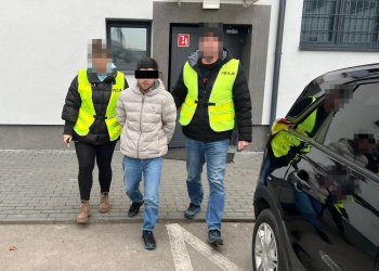 Gruzińscy złodzieje zatrzymani. Kradli kawę, kosmetyki i bieliznę.