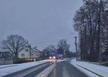 Pożar sadzy w kominie w miejscowości Świdry.