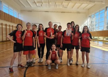 Zespół Szkół nr 2 triumfuje w Mistrzostwach Powiatu