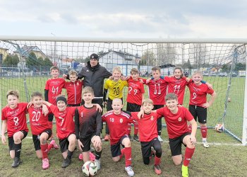 Orlęta Łuków z mocnym otwarciem wiosny! Młodzik Młodszy rozgromił Sygnał Lublin 9:1