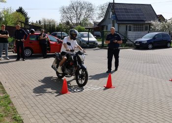 Młodzież z Łukowa w motoryzacyjnym natarciu – turniej wiedzy i umiejętności w I LO