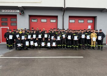 Nowi strażacy w szeregach OSP – zakończenie szkolenia podstawowego w powiecie łukowskim