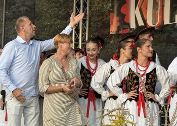 I Powiatowy Festiwal Kultury Ludowej w Kosutach – tradycja i muzyka połączyły pokolenia