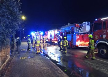 Pożaru budynku mieszkalnego przy ul. Jana Pawła w Łukowie. Fot. OSP Dąbie