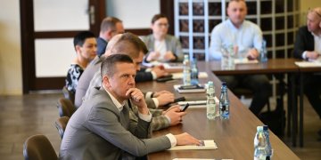 Spotkanie o funduszach europejskich dla samorządów w Starostwie Powiatowym w Łukowie