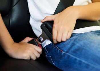 Policyjna akcja „Pasy” w Łukowie. Funkcjonariusze kontrolują kierowców i pasażerów