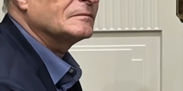 Podwyżka pensji Starosty łukowskiego Dariusza Szustka