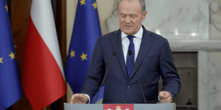 Rząd obniża podatki na paliwa. Ceny mogą spaść nawet o 1,20 zł na litrze