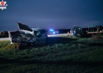 Nie ustąpił pierwszeństwa przejazdu – groźny wypadek w Siedliskach. Fot. KPP Łuków